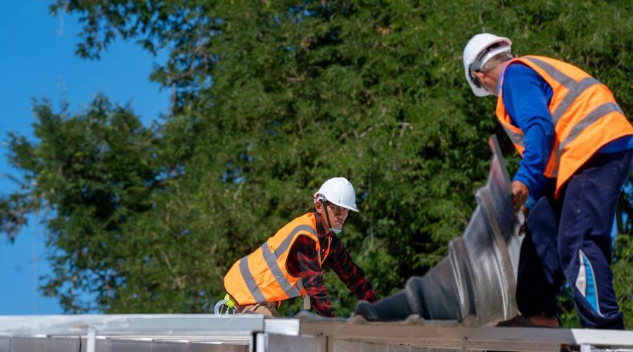 Professional metal roof installation in Hubbard, OR